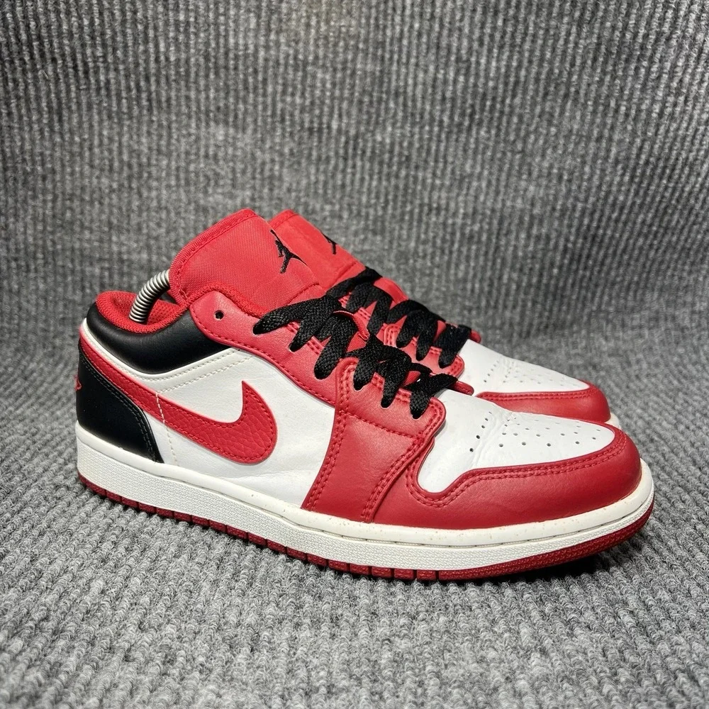 Jordan 1 Low Bulls Men's Size 8 Reverse Black Toe Red Basketball Shoe 55355-163